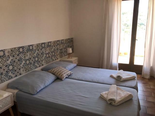 Appartements La Fossette Plage Le Lavandou Bagian luar foto