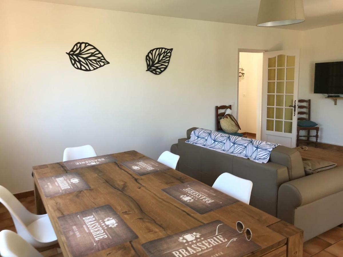 Appartements La Fossette Plage Le Lavandou Bagian luar foto